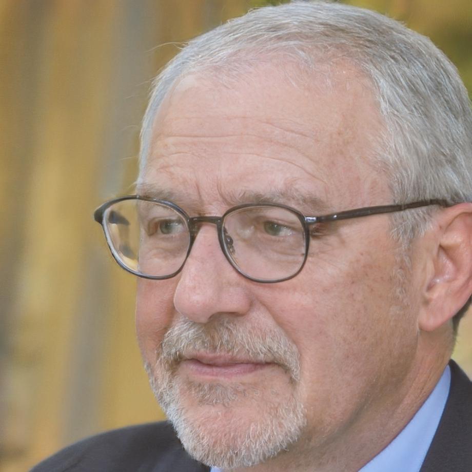 Jarrett Pendergast, Senior Financial Educator